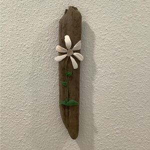 Driftwood Art, Driftwood & Seashell Flower Art, Sea Glass Art